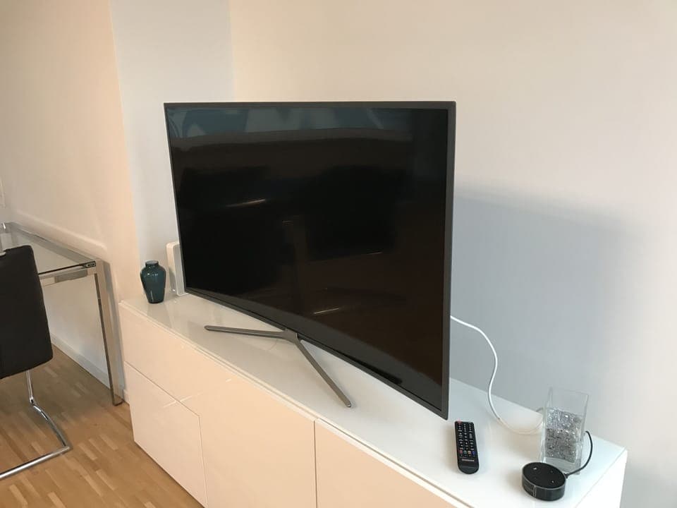 new 
curved 55" tv