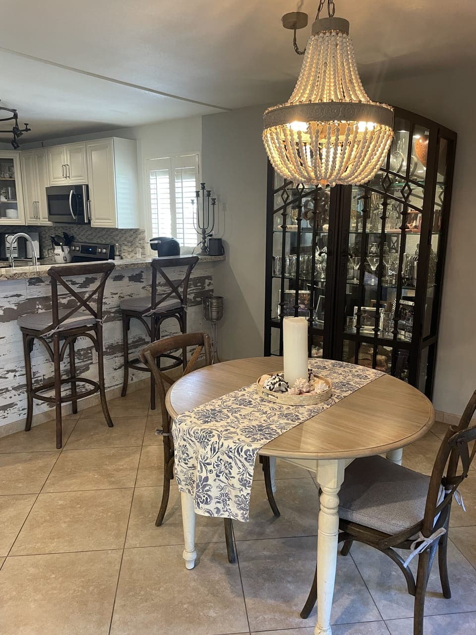 High counter area with 2 stools