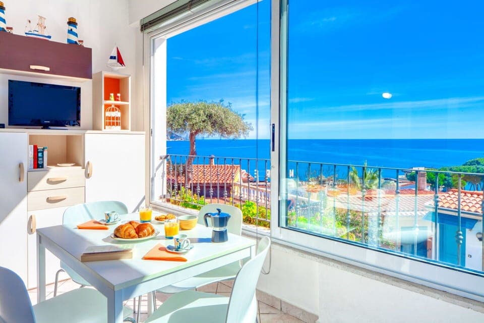 Dining Room, Kitchen, Living Room, Scenic View