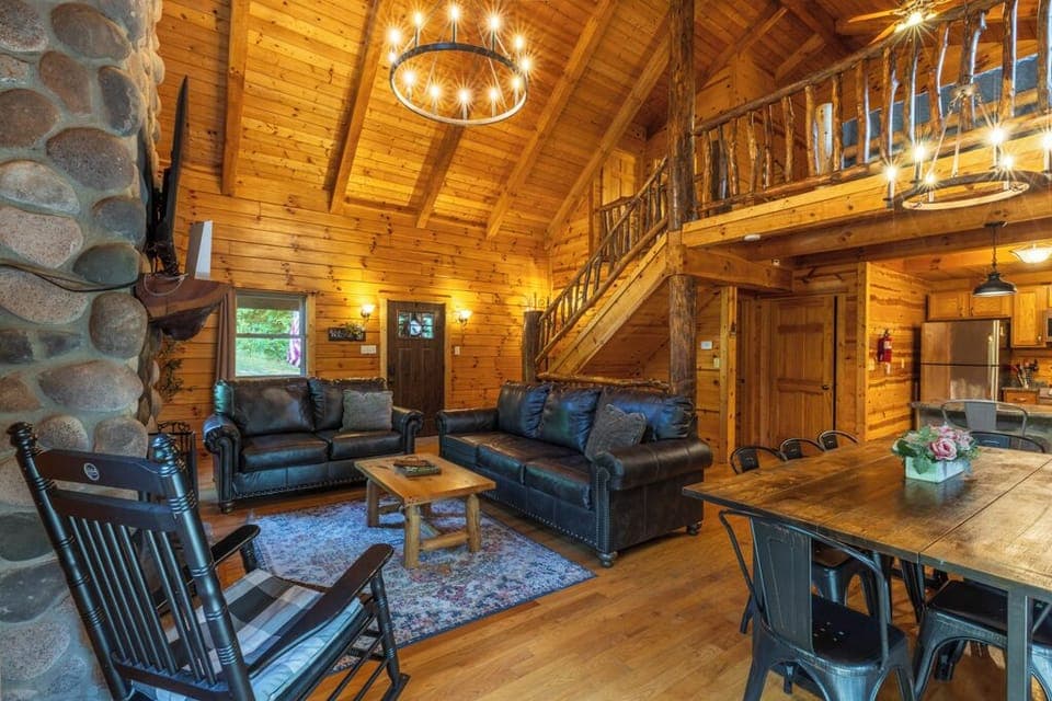 Bobcat Bluff Hocking Hills | Living Room with fireplace