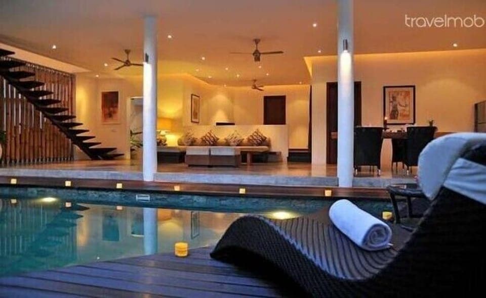 Seminyak 2 Bedrooms Luxury Villa