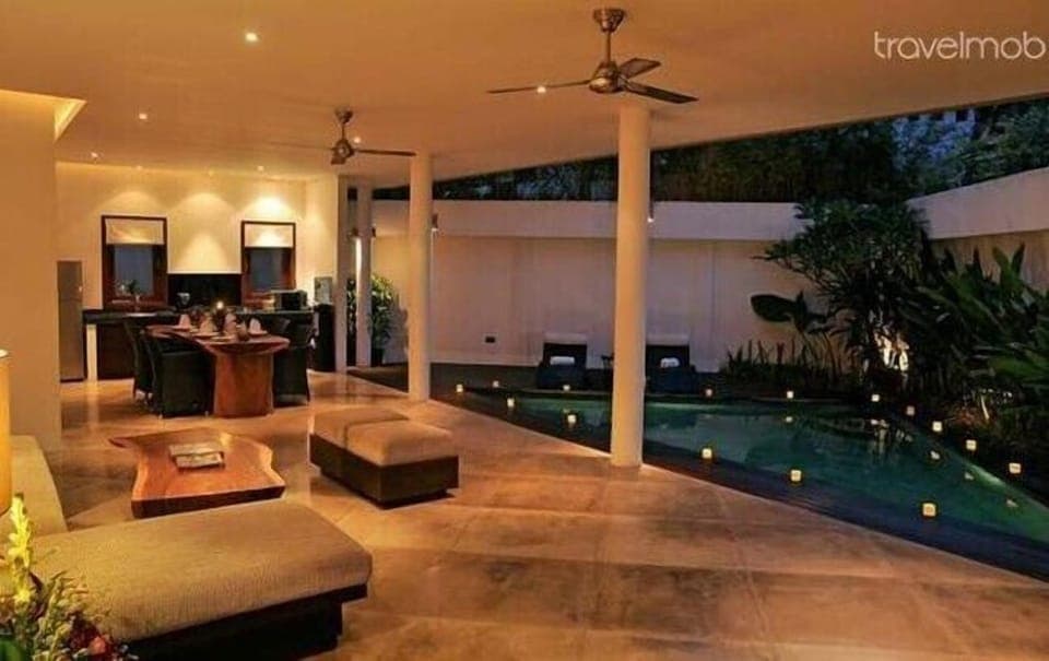 Seminyak 2 Bedrooms Luxury Villa