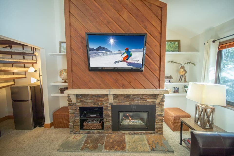 Unwind with the fireplace and Smart TV