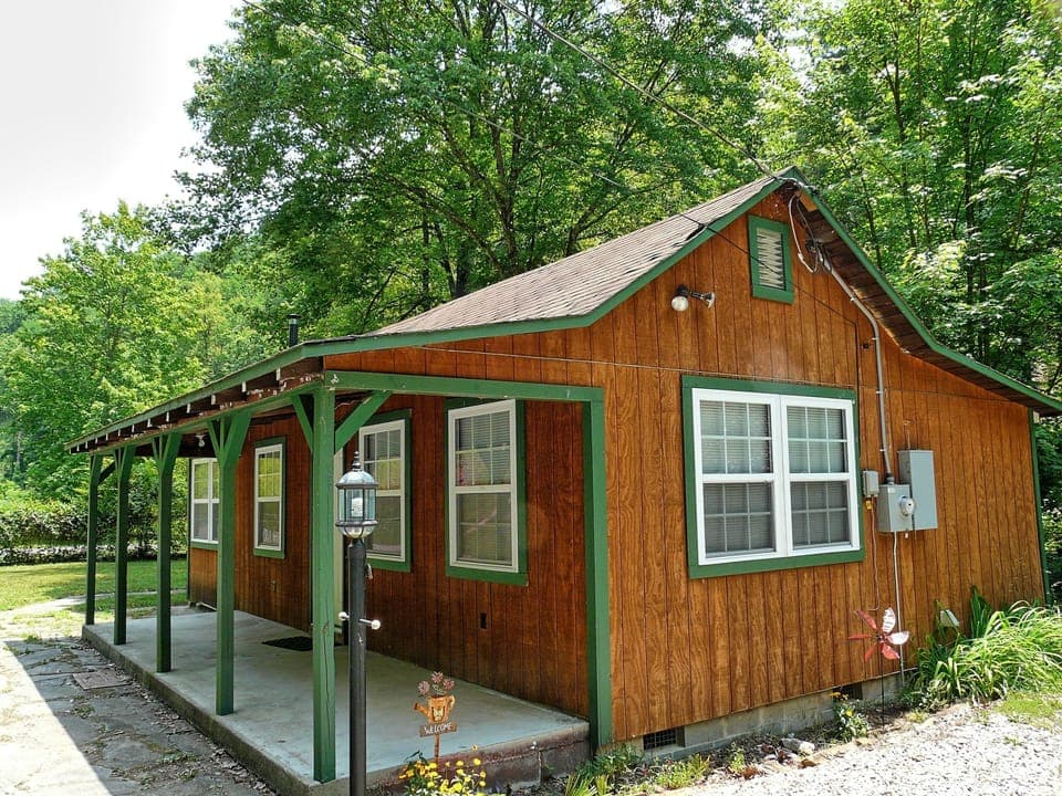 Exterior - Welcome to Cozy Cabin on a Creek