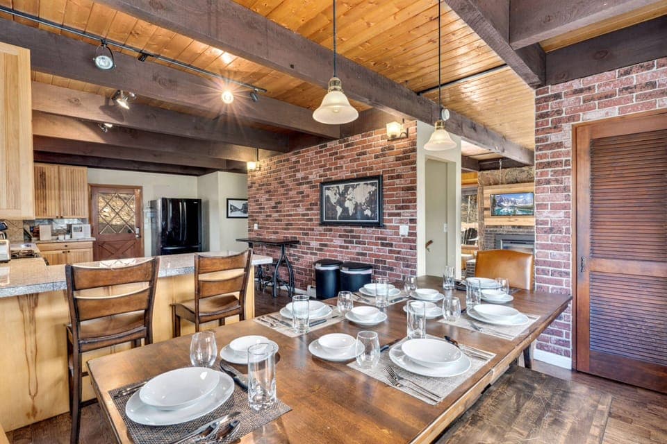 You will love the King of the Mountain with all the room this home has to offer