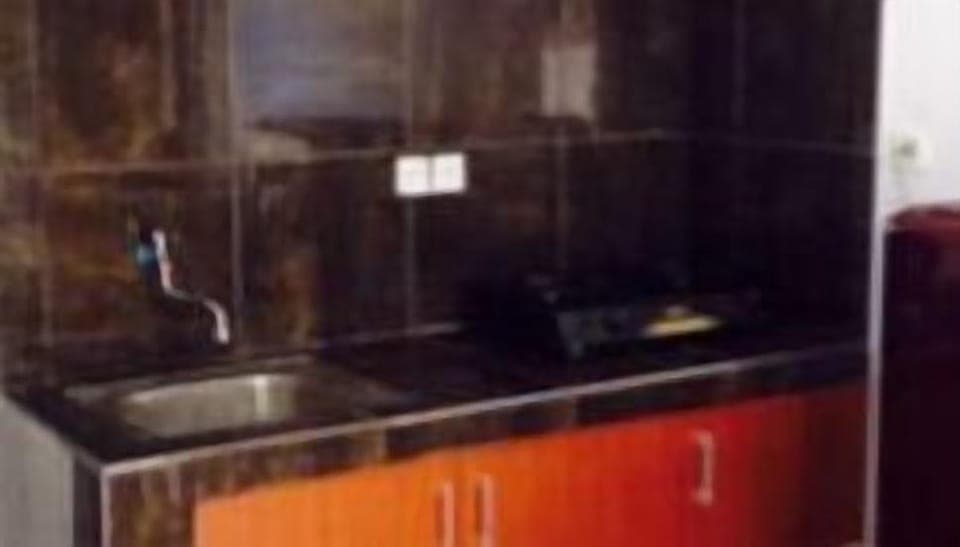 RENT DAILY HOUSE KUTA BEACH BALI ( 4 bedroom and 3 bathroom )