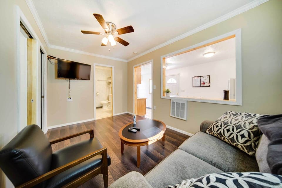 Geneva-on-the-Lake Vacation Rental | 2BR | 1BA | 600 Sq Ft | 1 Step for Access