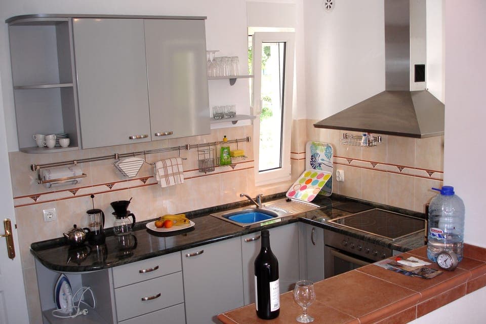 light modern kitchen