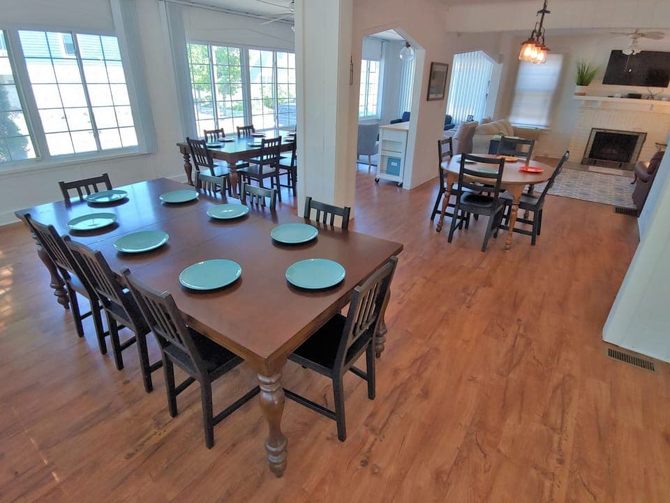 Enough seating for everyone at the dining tables.