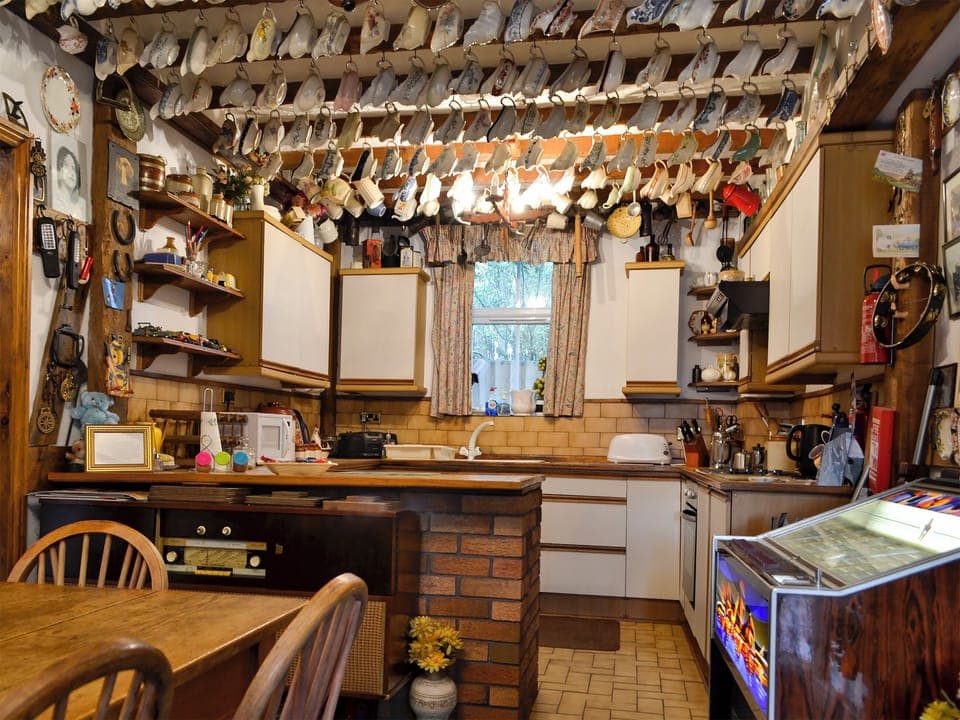 Kitchen/diner | Chapel Cottage, Pontsticill, Brecon Beacons