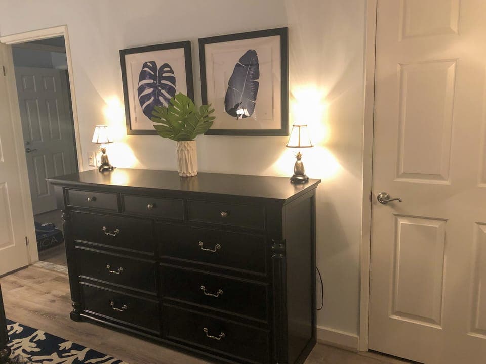 I Love Art and this Master Suite