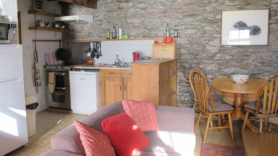 East End kitchen corner