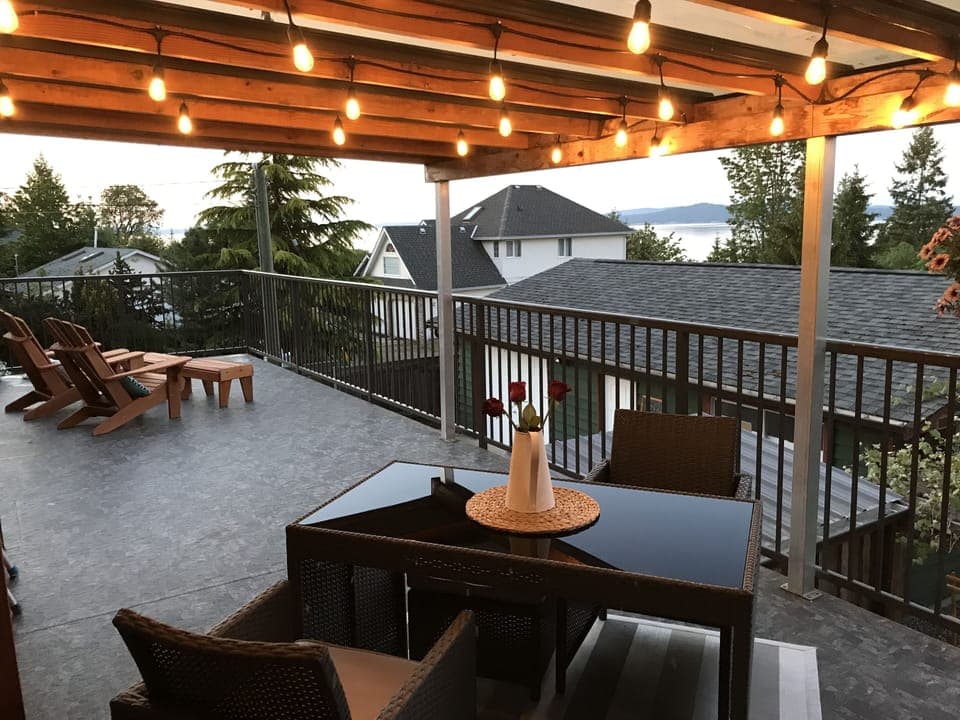 Ocean and Mountain view from the patio
