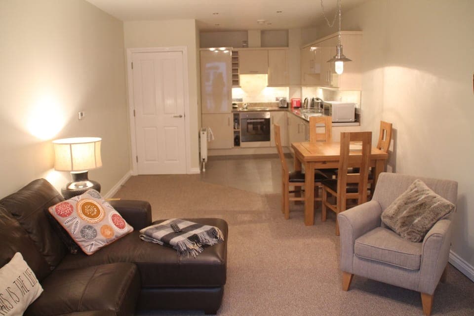 Smart TV, DVD player, video library