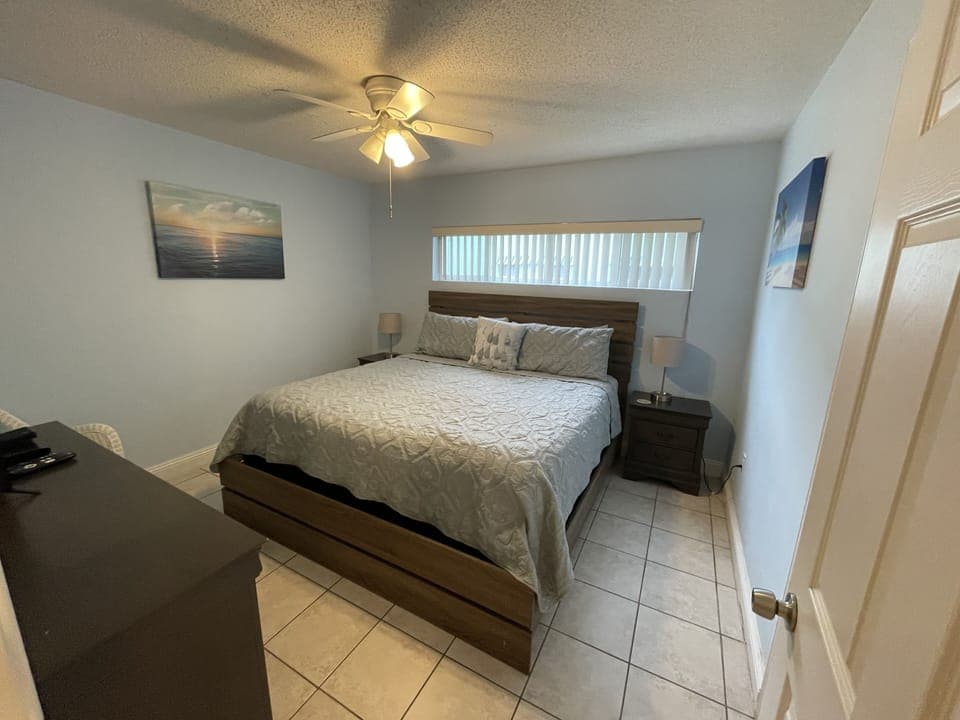 Bedroom 2 with King bed