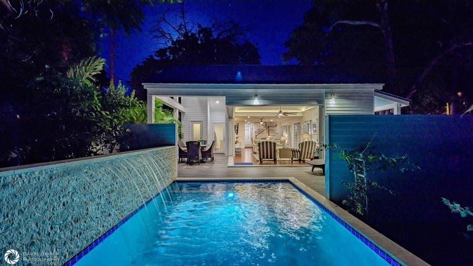 ENVY OF THE ISLAND is an impressive 5 bedroom private home...