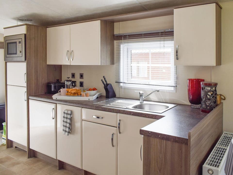Fully appointed fitted kitchen | Bridge End Lodge, Dollar, near Stirling