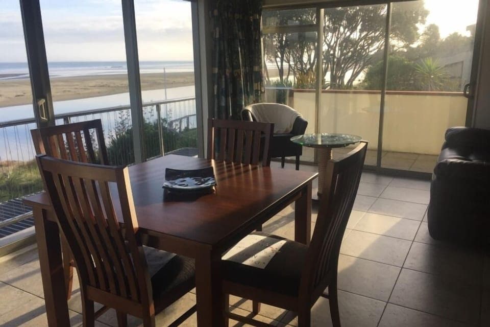 The Haven lounge/dining area