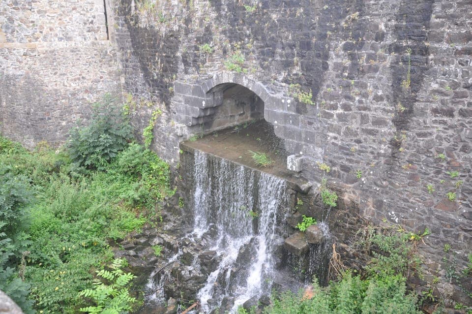 Fougeres Chareau mill race 