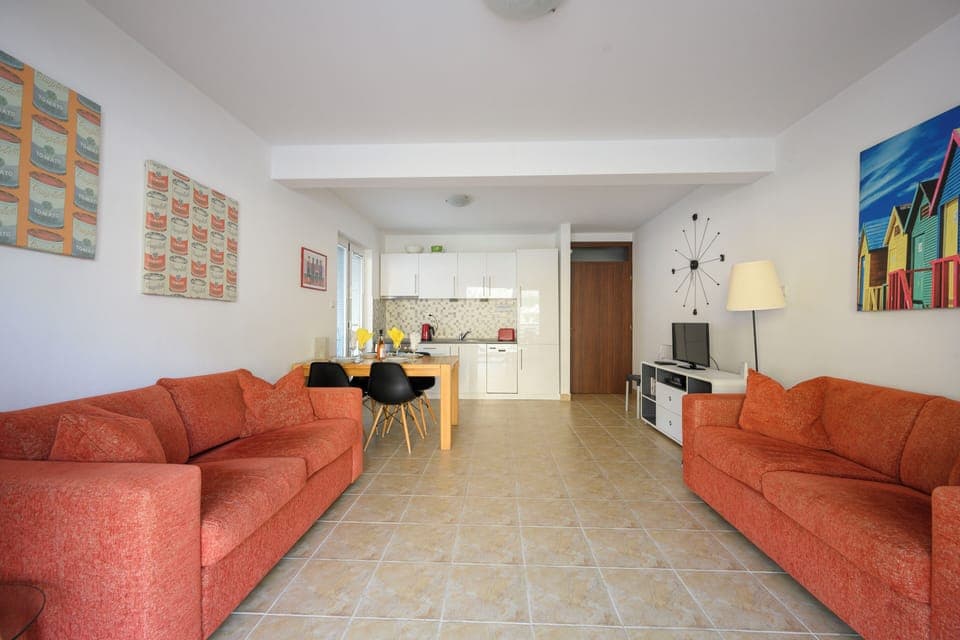 Living / dining/ kitchen