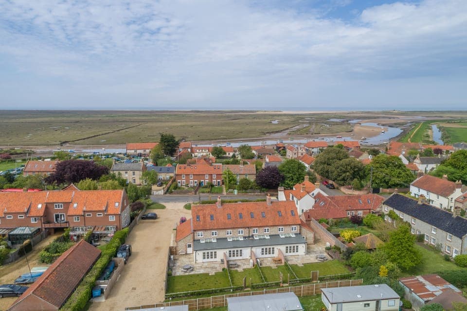 The Hero cottages right in the heart of Burnham Overy Staithe