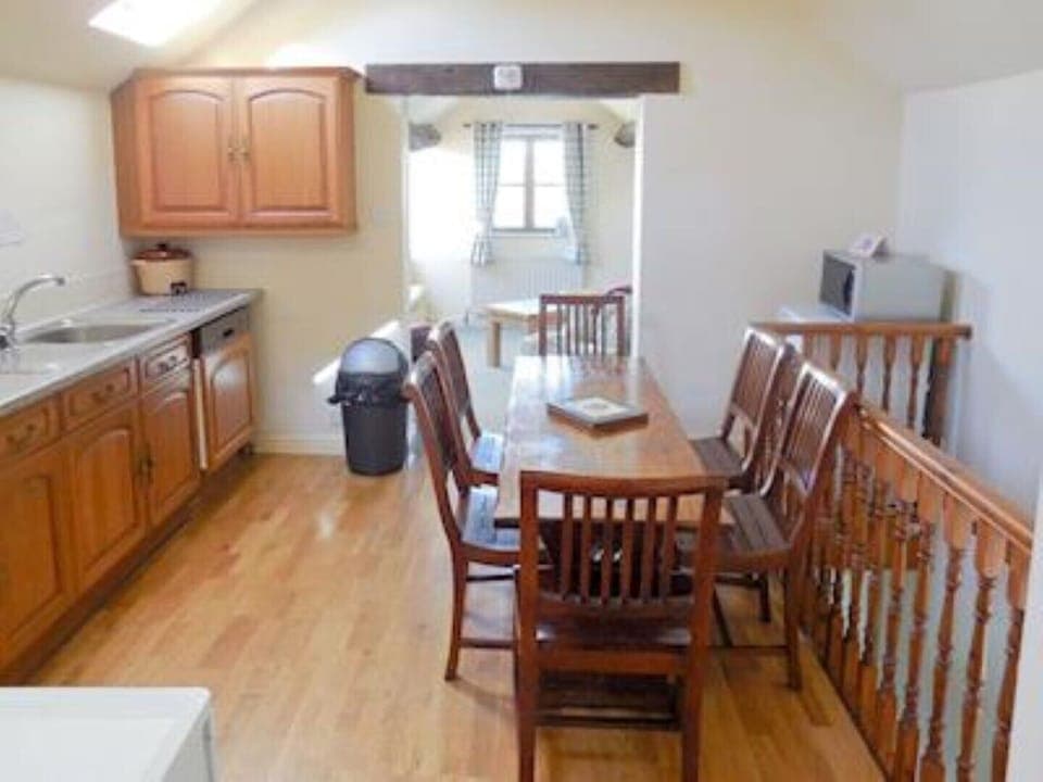 kitchen leading to sitting room