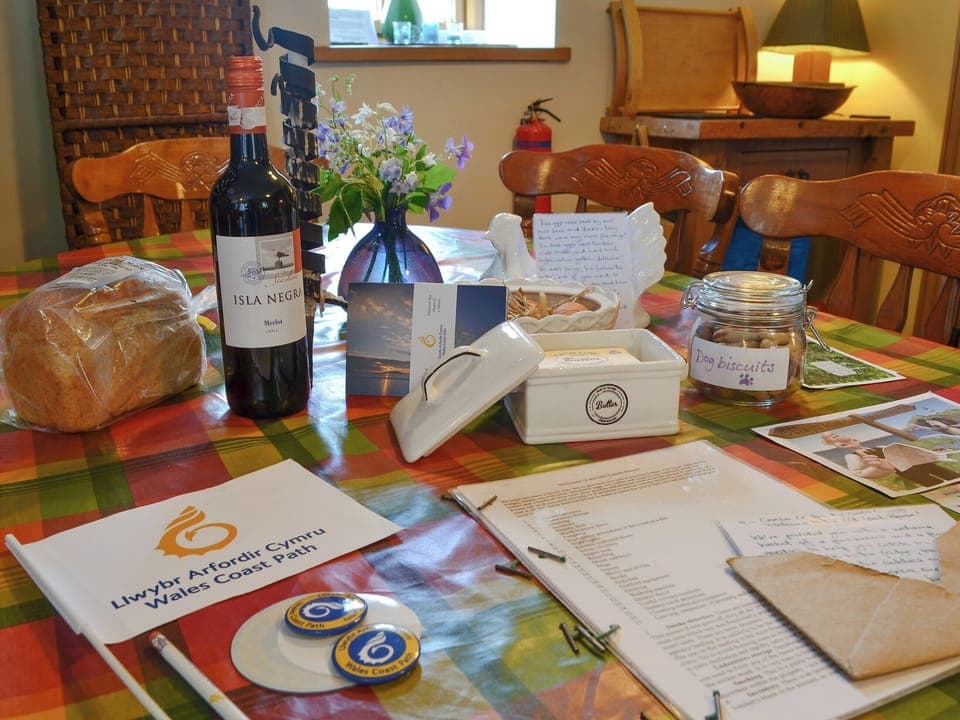 Wonderful dining area | Hen Dy Goits, Bodorgan