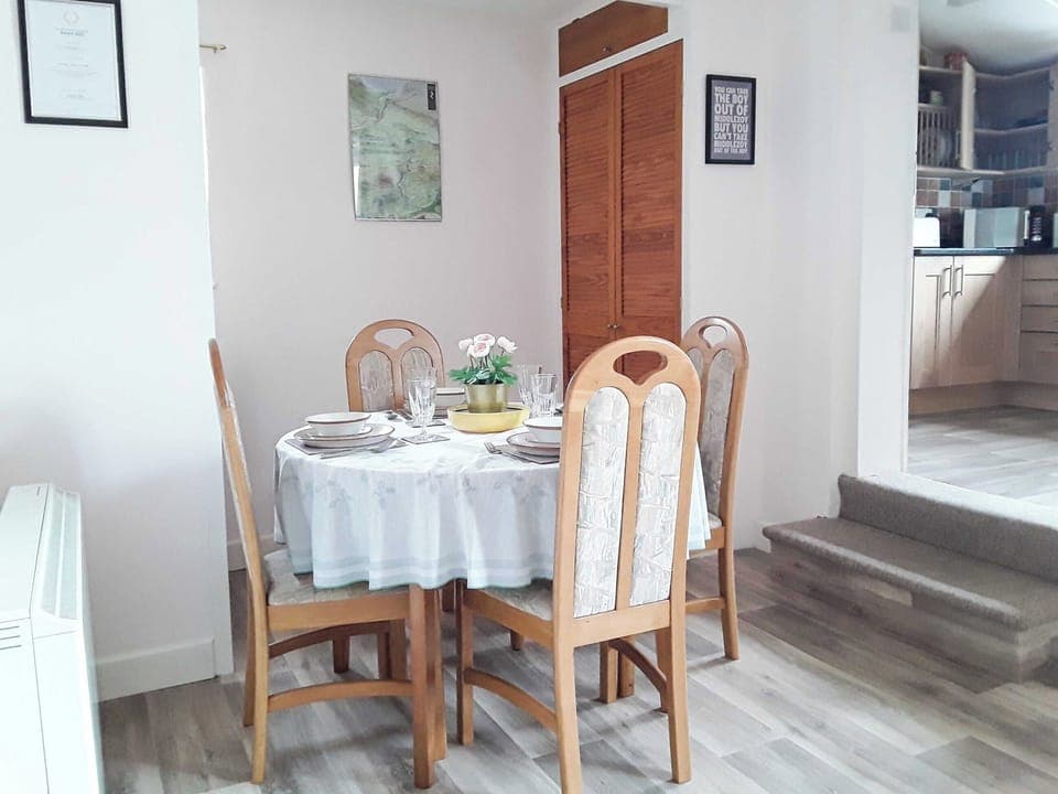 Dining room | Shirley&rsquo;s Cottage, Middlezoy, near Bridgwater