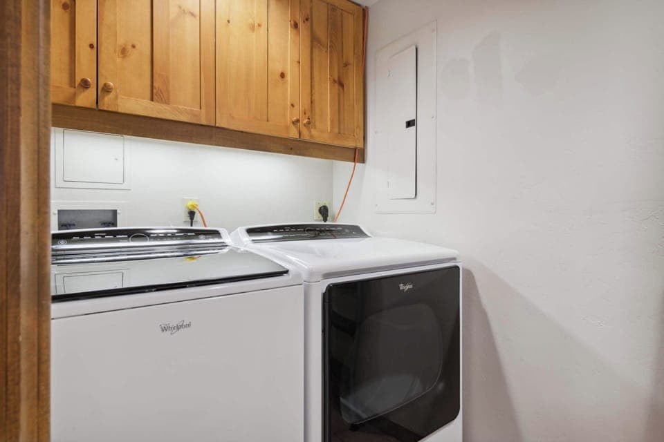 hyattcondo-1-1006_53455733247_o