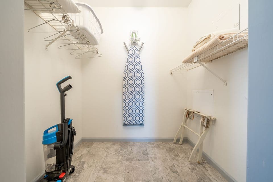 Large walk in closet!