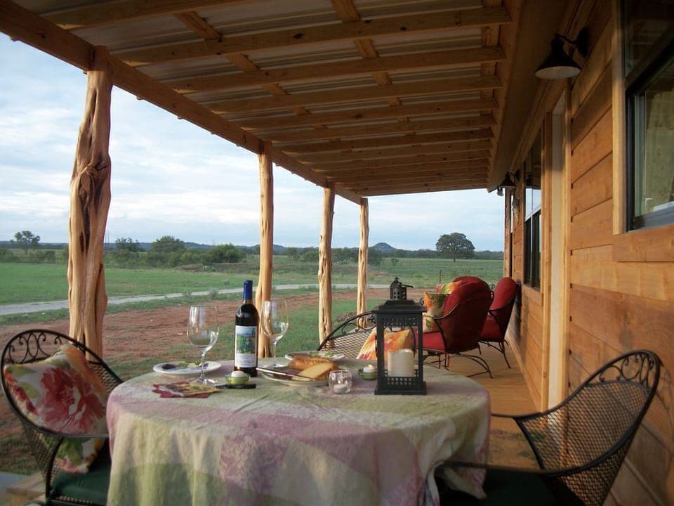 Relax on the covered front porch after a day of shopping or winery tours.