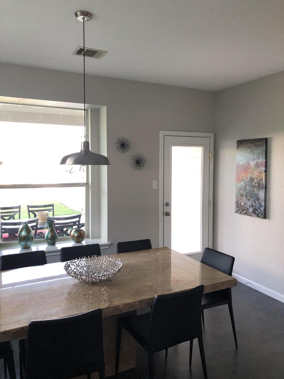 Dining area for 7 people 