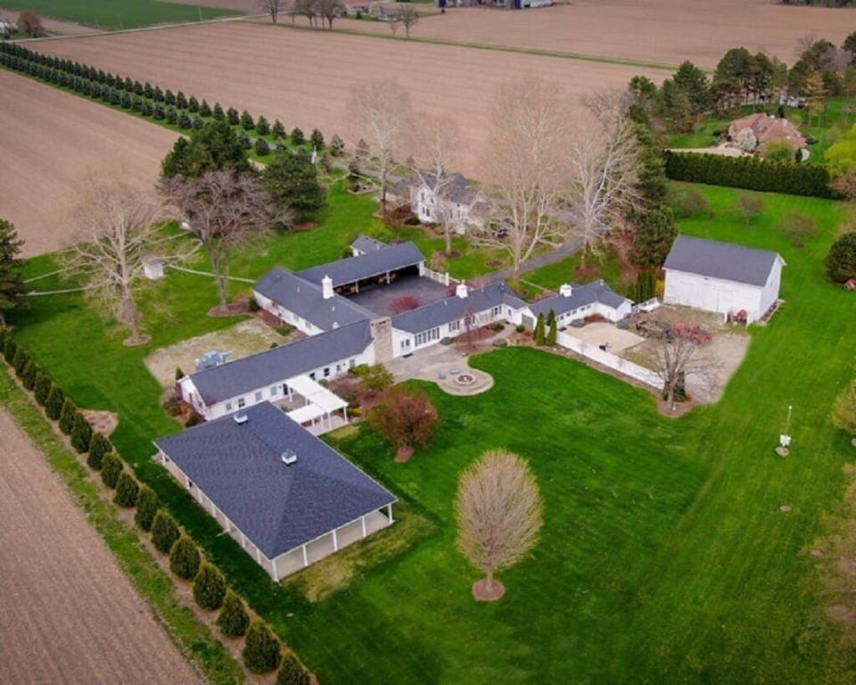 Aerial view of Millsite Lodge.  The Homestead located top center of photo.