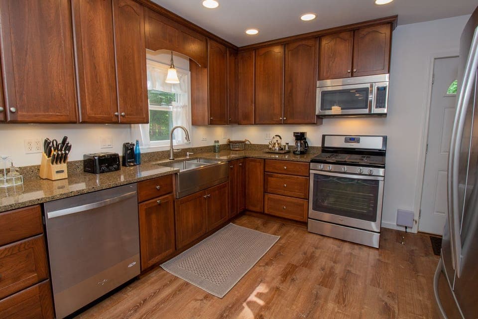 Main Level | Kitchen