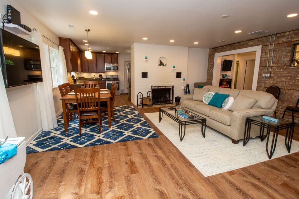 Main Level | Living Room