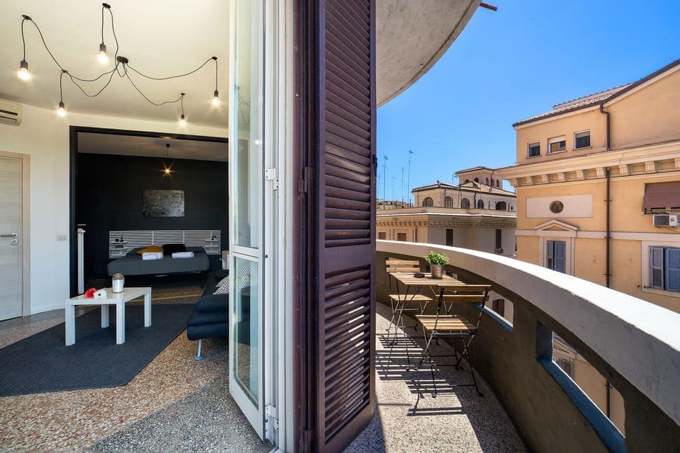 Luxury Suite with private balcony