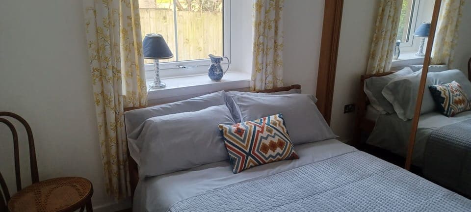 Bright Double Bedroom with built-in wardrobe