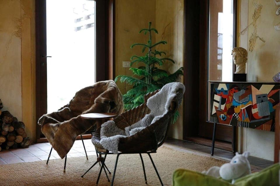 VILLA TUSCANY FOREVER ACQUAVIVA . Located in Montescudaio , only 10 km from the nearest beach ! 
PRIVATE POOL 