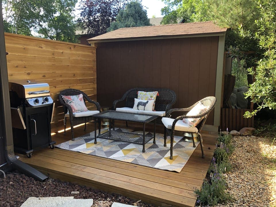 Private Lounge Area With Grill
