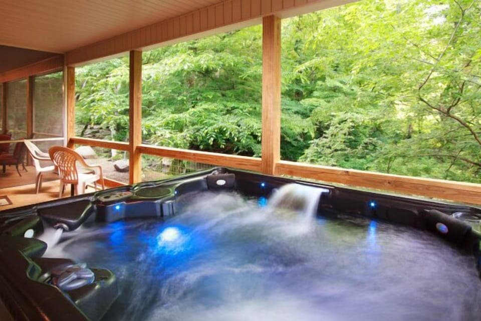 Hot tub