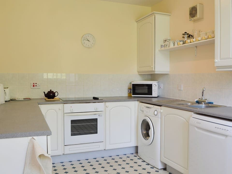 Kitchen | Grey Granite - Arbuthnott Estate Cottages, Arbuthnott, near Stonehaven
