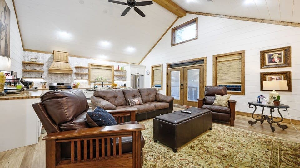 Great Room -  Comfortable Leather Furniture