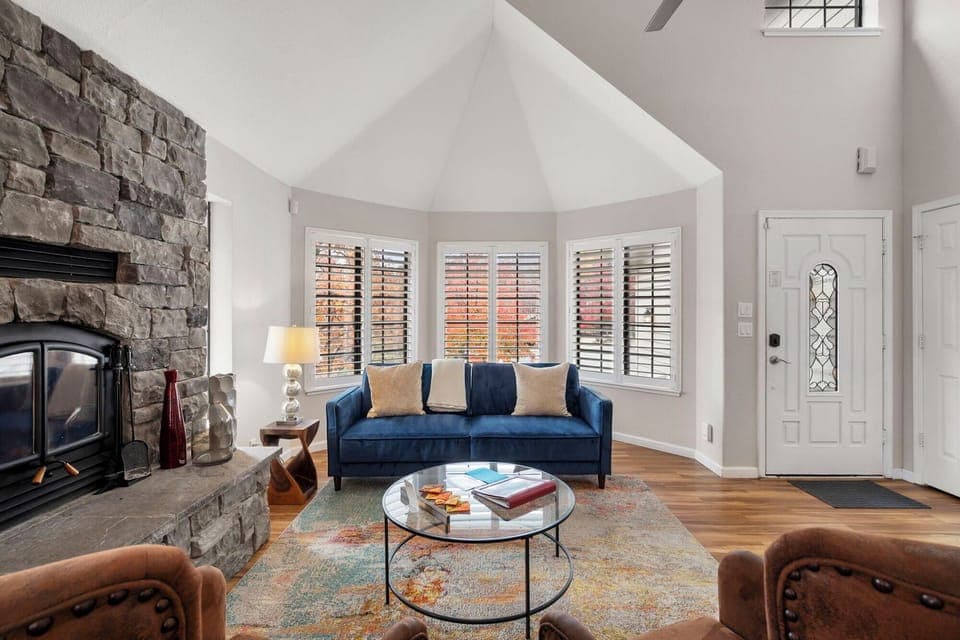 Living room with vaulted ceilings