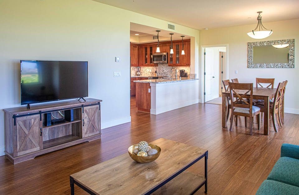 Pili Mai 7F Living Room