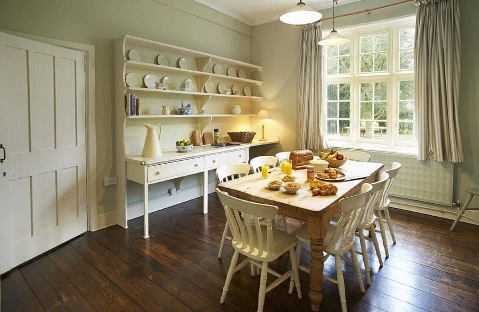 Ground floor: Breakfast room