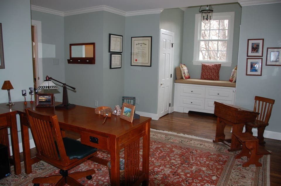 Additional upstairs room 