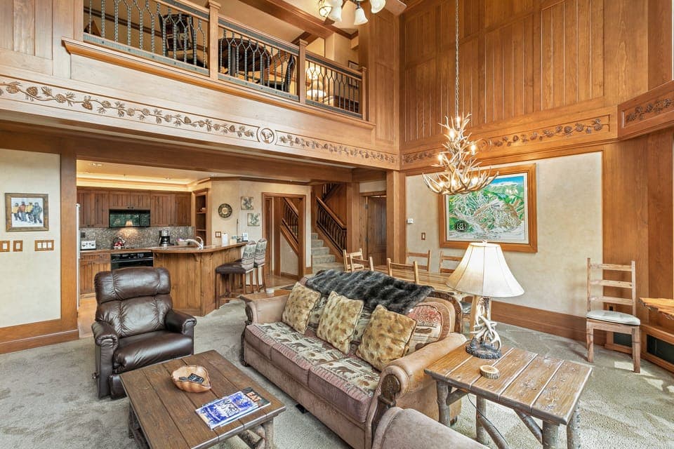 Great Room - Ski in/Ski Out