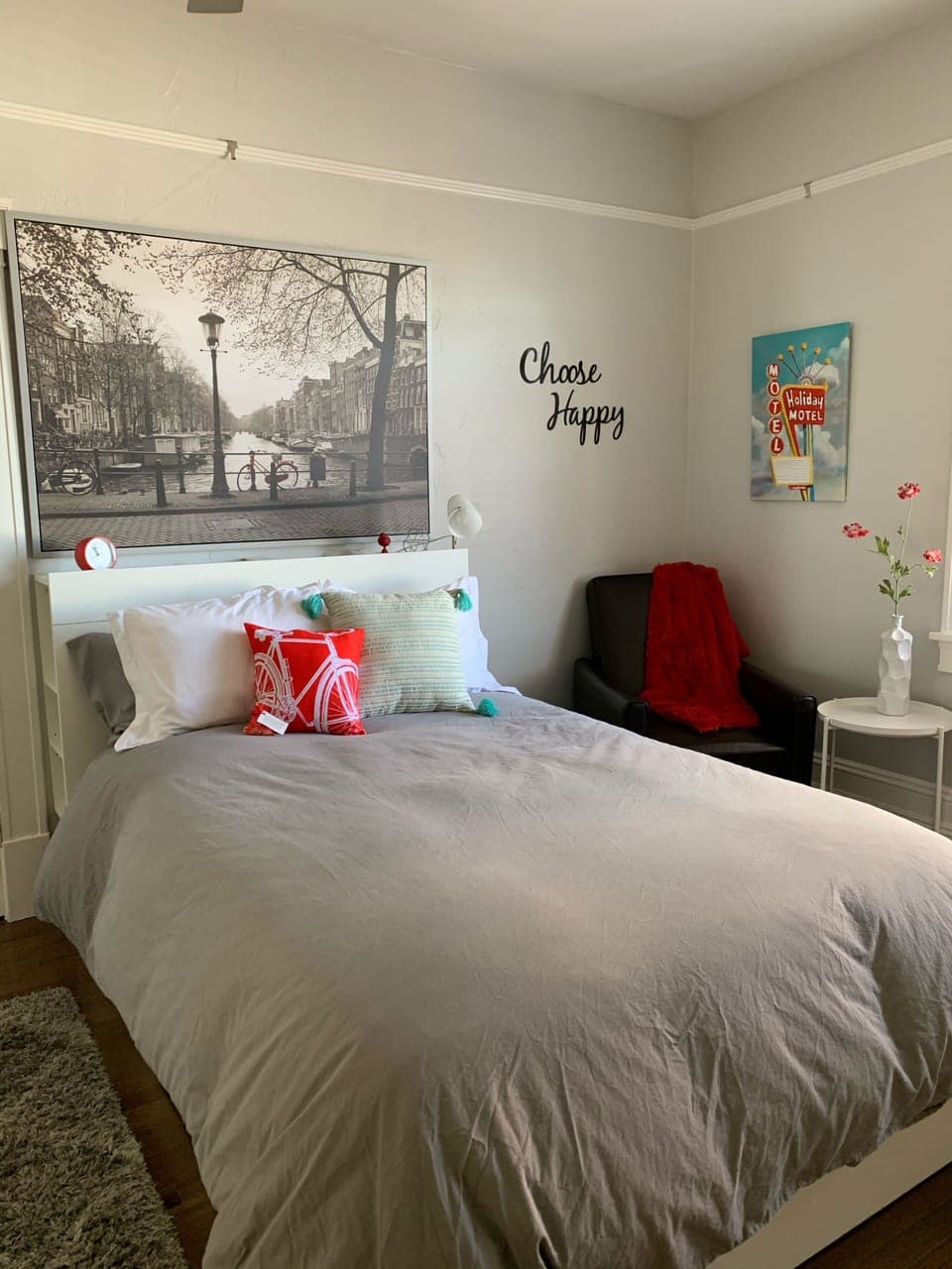 Bright and Cheery Studio