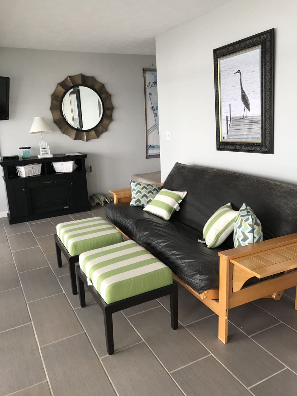 Beach level living area with full bath and pull out bed