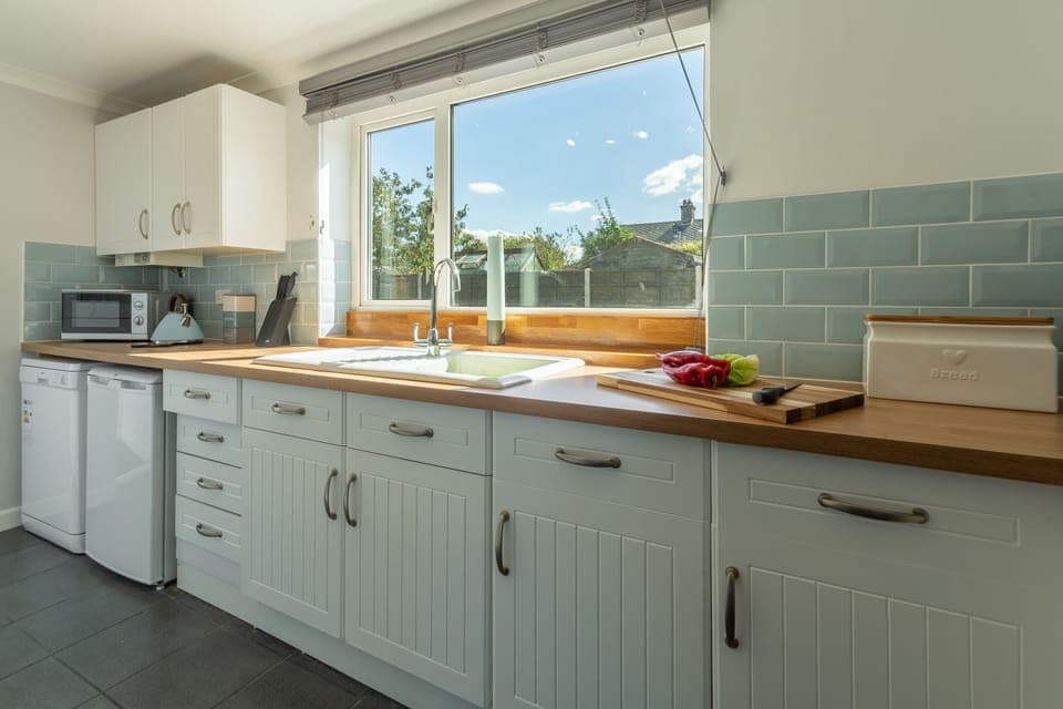 Ground floor: Kitchen